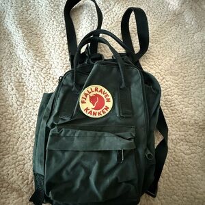 Kånken Black Backpack